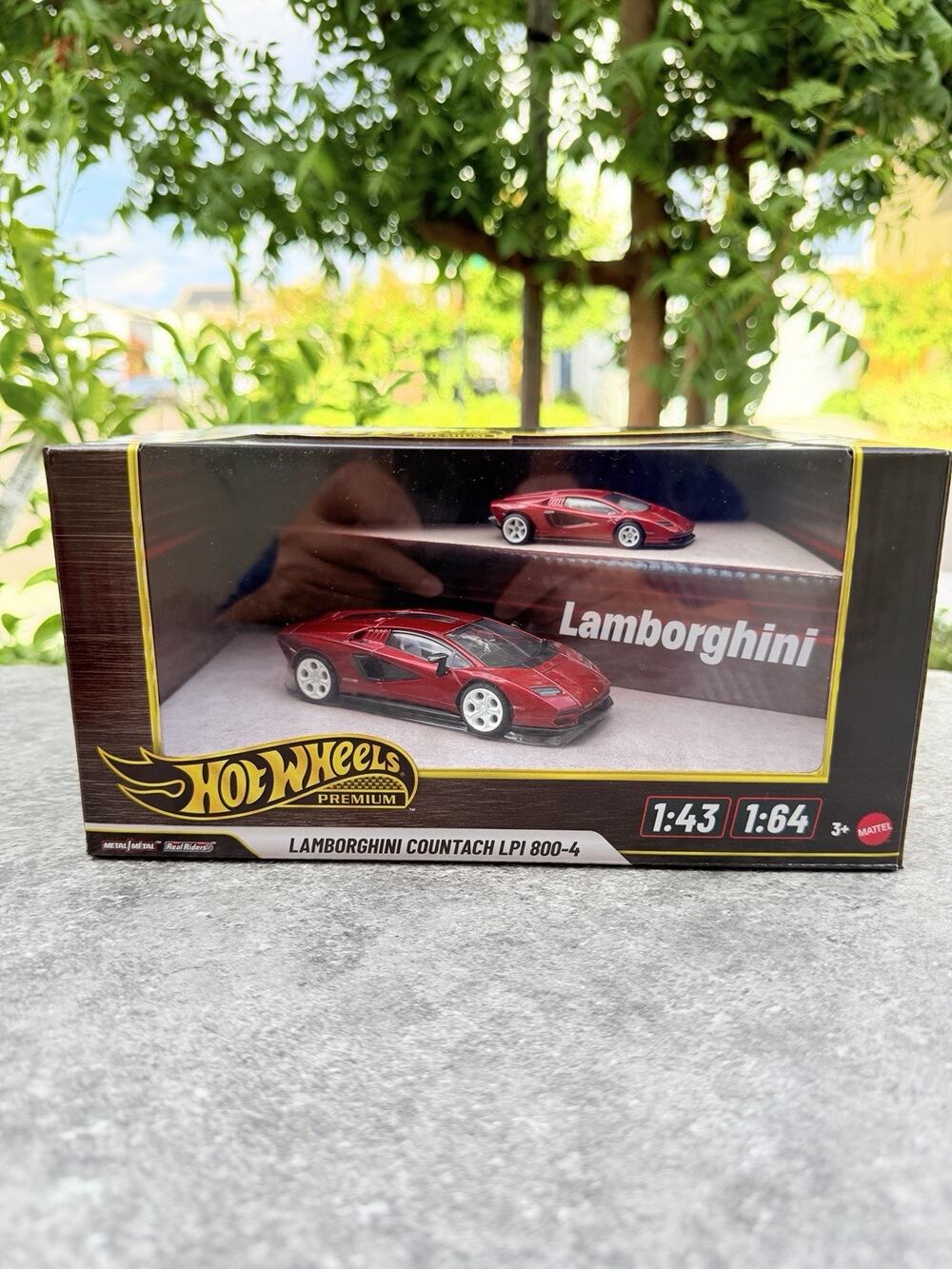 Hot Wheels Premium 1:43 & 1:64 Lamborghini Countach LPI 800-4 Red Dual Scale